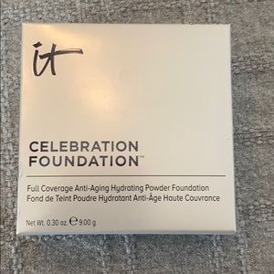 IT Cosmetics Celebration Foundation
